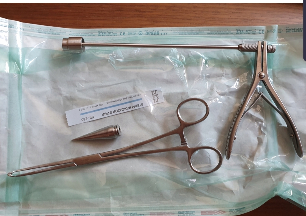 Ligator hemoroidalny ssący i i ręczny